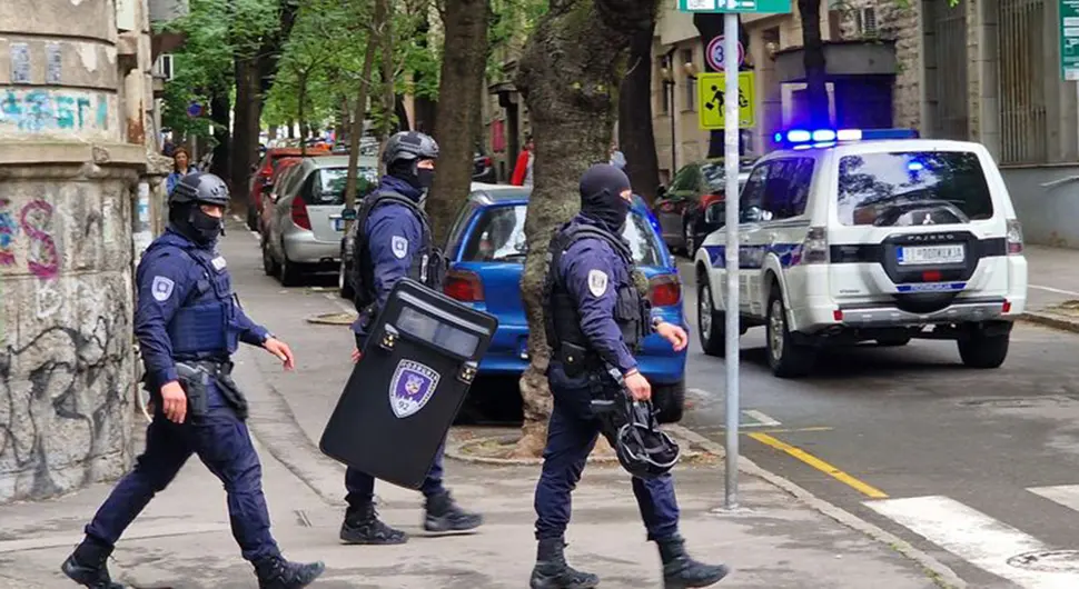 policija srbija .webp